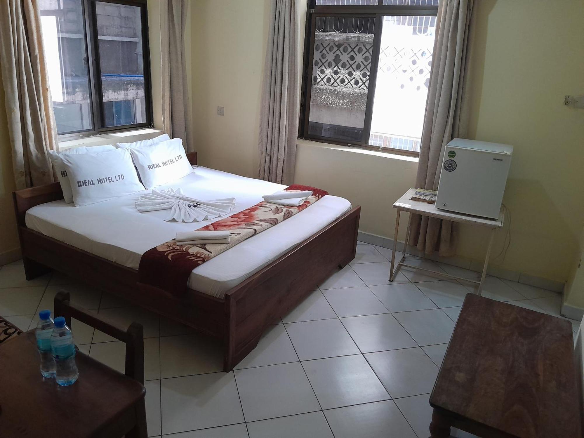 Hotel Ideal Dar es Salaam Bagian luar foto
