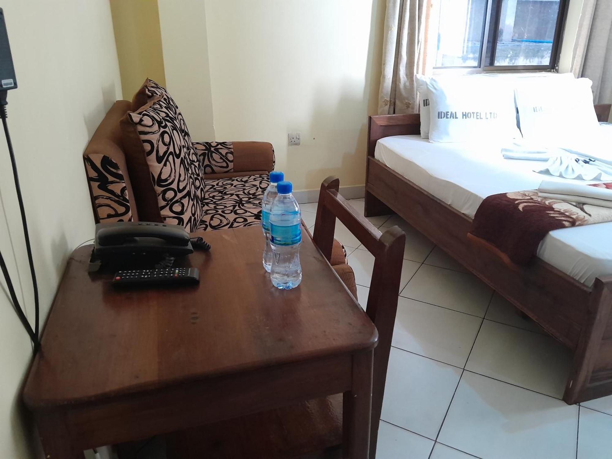 Hotel Ideal Dar es Salaam Bagian luar foto